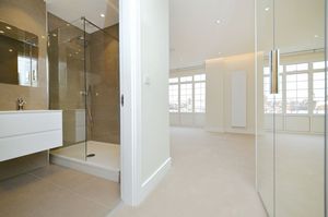 Photo 10- click for photo gallery